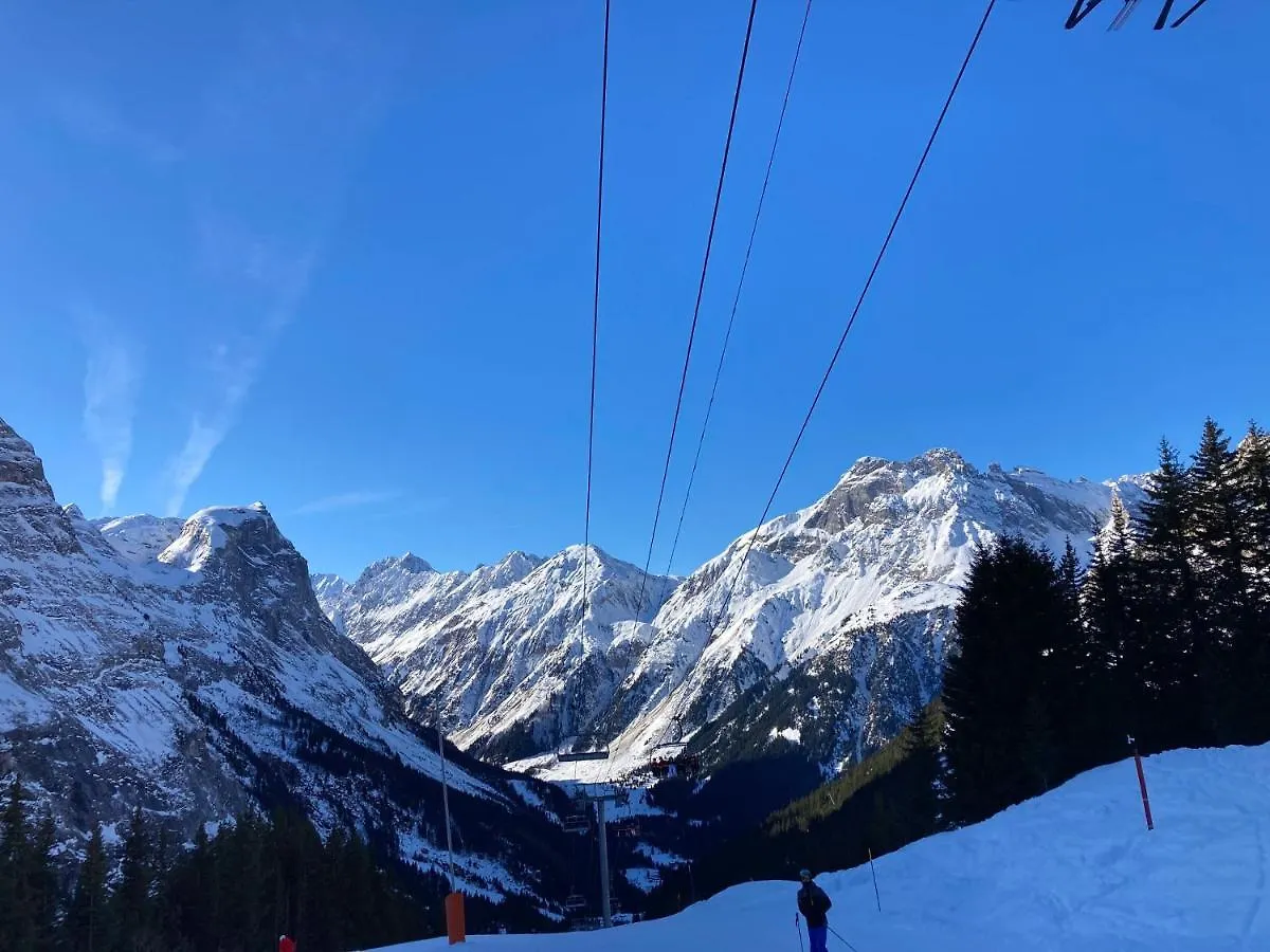 Appartement Accueillant A Pralognan-La-Vanoise Avec Balcon Et Vue 0*,  France